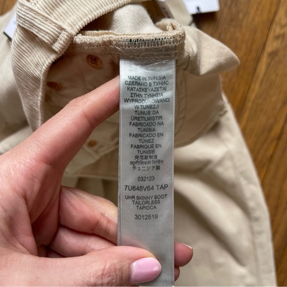 7 For All Mankind Ultra High Rise Skinny Boot Corduroy Pants Cream Size 34 NWT - Picture 7 of 8